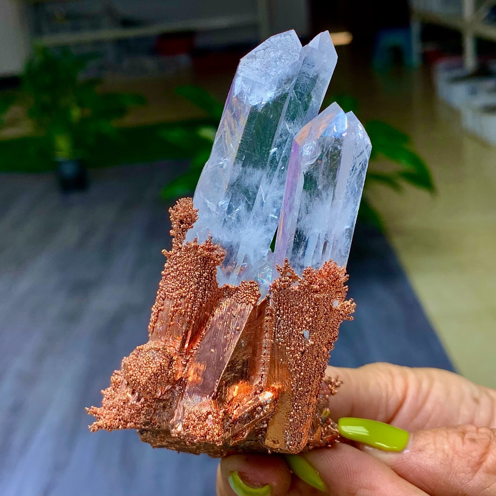 146G Rare iridescent Native Copper with white quartz crystal mineral-symbiosis