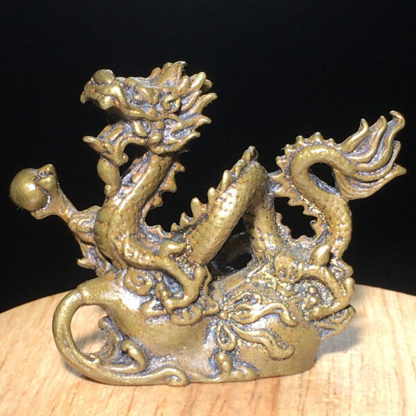 89g Ancient Chinese Handcrafted.Brass Exquisite.Perfect dragon sculpture.gift