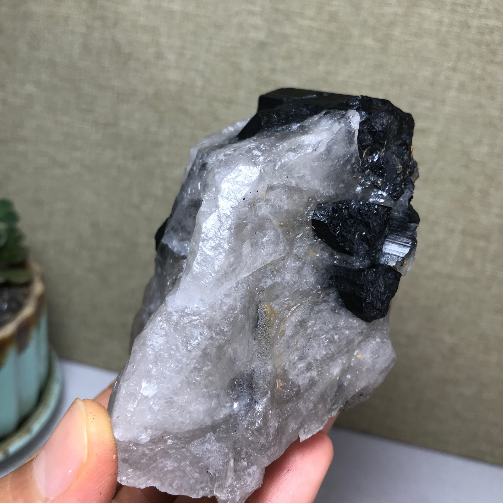 290g Natural tourmaline Crystal paragenesis gemstone original Specimen A4987