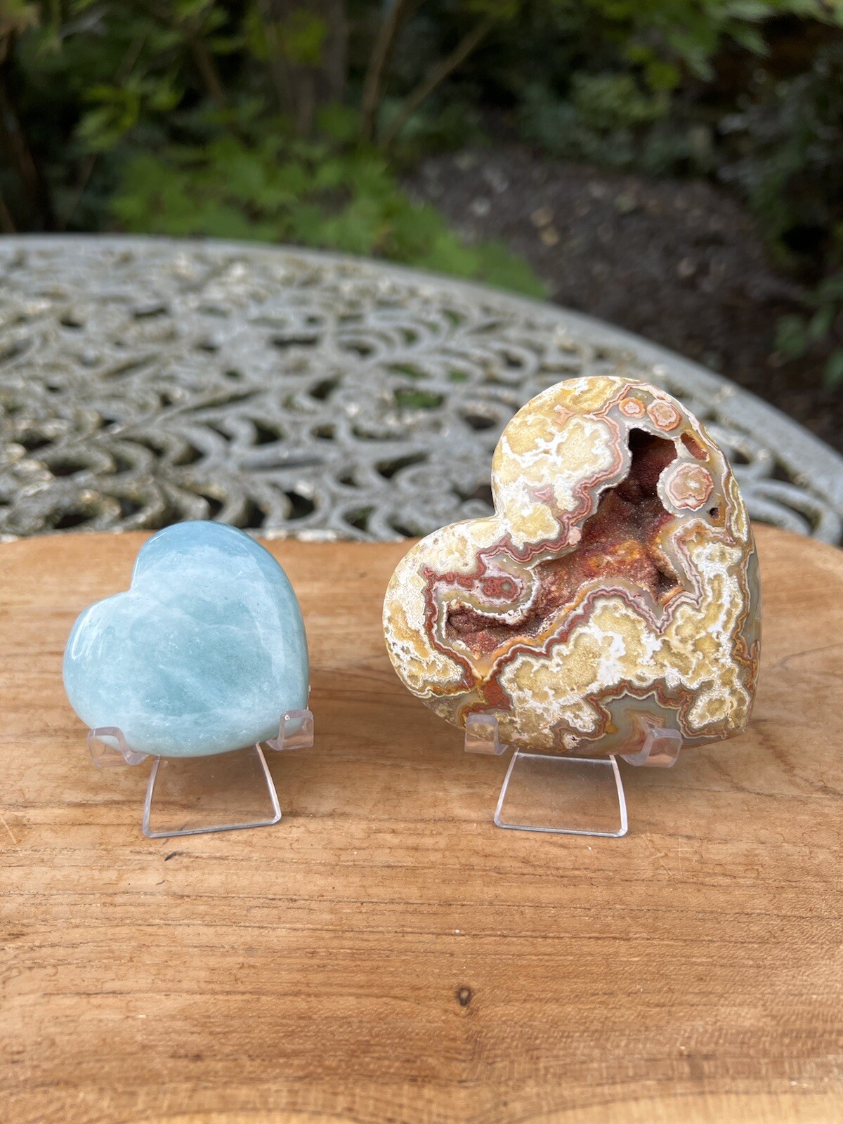 Plastic Crystal Stand Display for Hearts Slabs Slices x 2 4.3cm