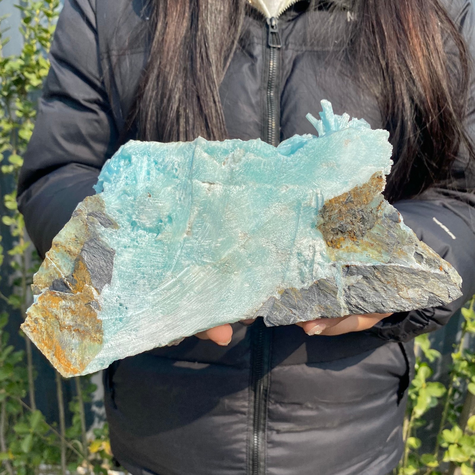 4.11LB Natural Clear Blue-vein Crystal stone Rare Mineral Specimens China