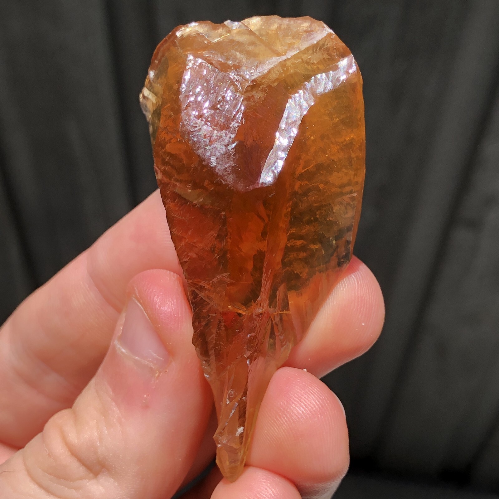 6.8cm Golden Calcite Crystal from Rancho de Ballestero, Baja California, Mexico