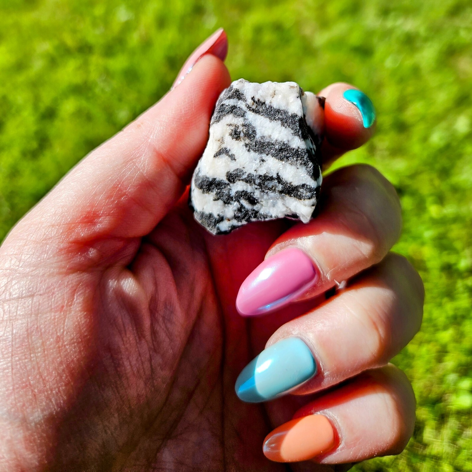 Zebra Calcite Layered Banded Stone Crystal Natural Raw Black And White ~1.5 In