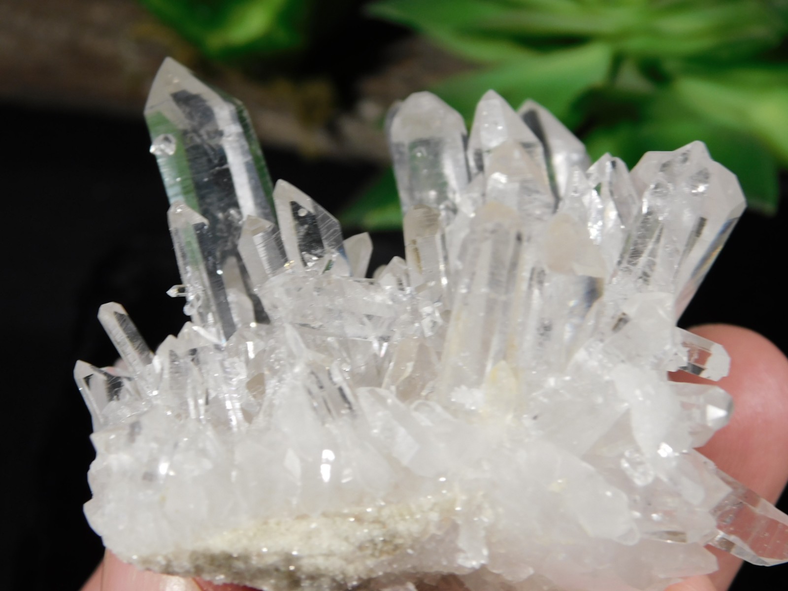 VERY TRANSLUCENT Quartz Crystal Cluster Collier Creek ARKANSAS 147gr