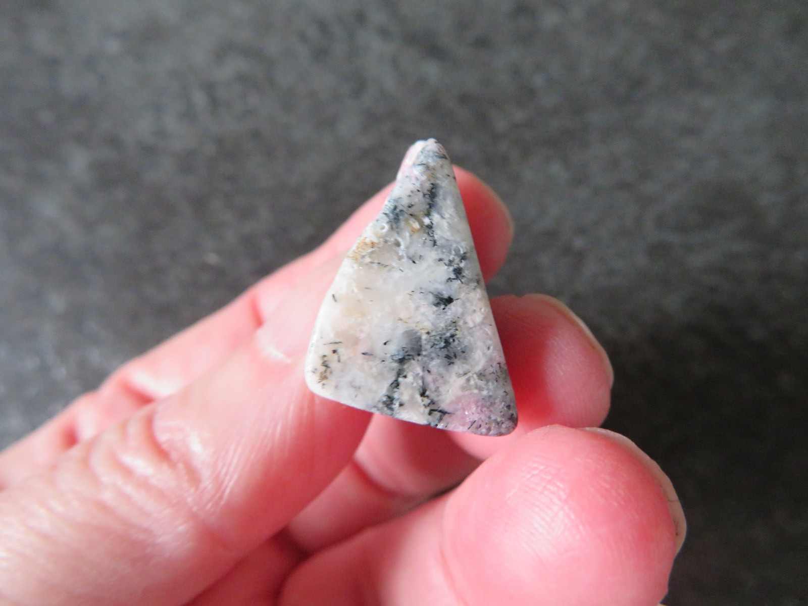 ULTRA RARE TUGTUPITE (6.2 grams / 26 mm) NATURAL TUMBLESTONE (E6) GREENLAND