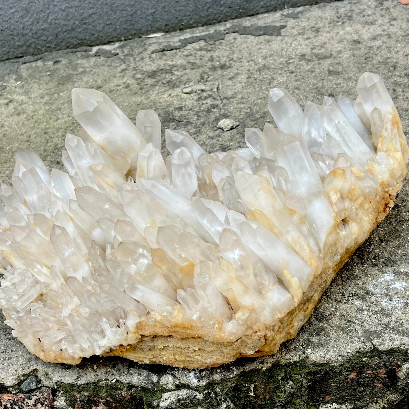 54LB New Find white Phantom Crystal Quartz Cluster Mineral Specimen Healing
