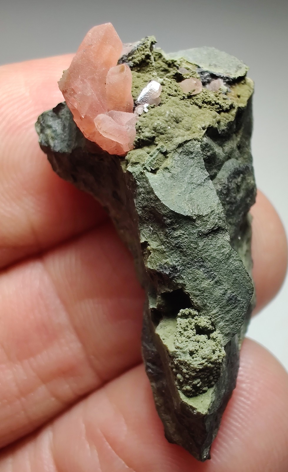 Rhodochrosite crystals on matrix. Uchucchacua Mine, Lima, peru. 14 grams.
