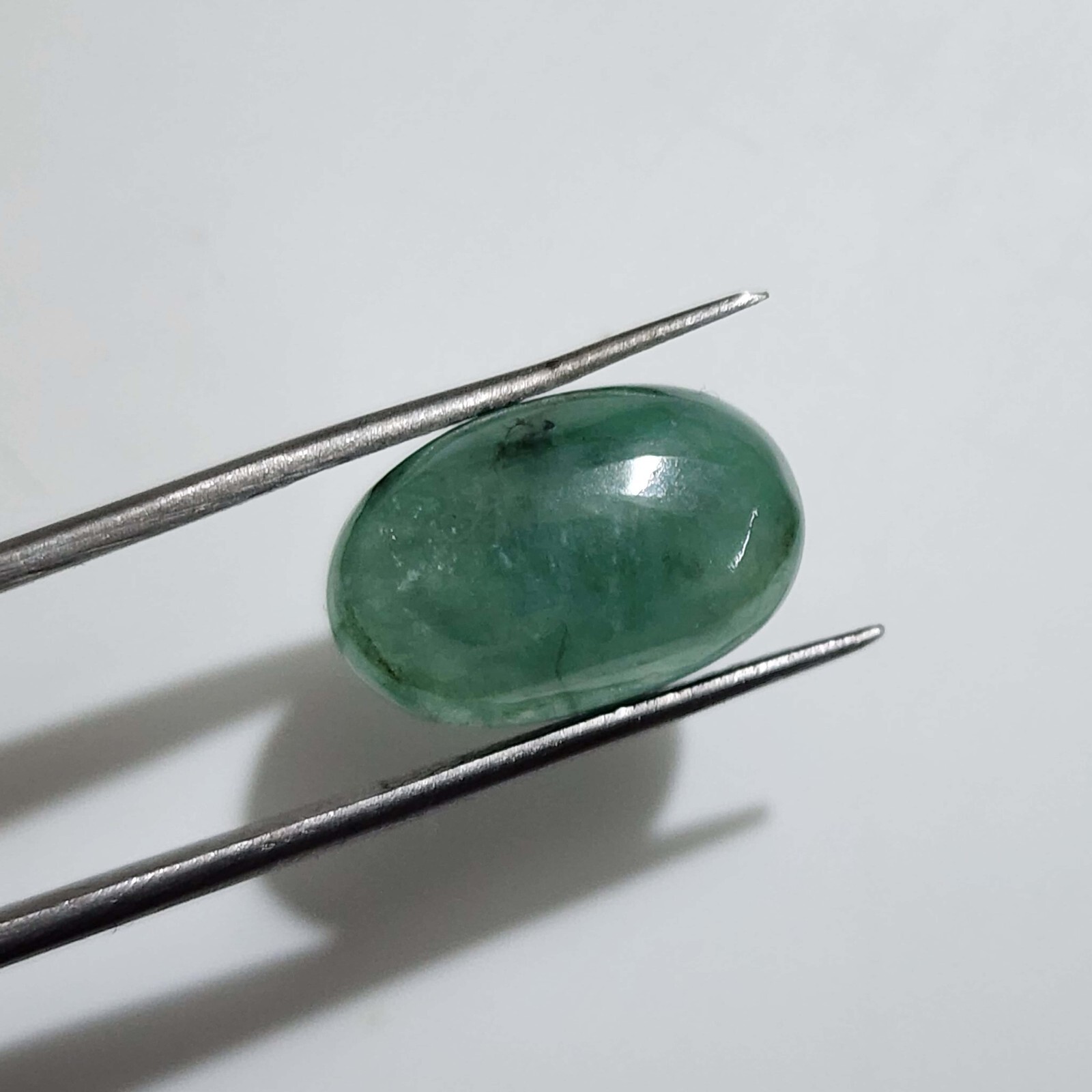 Pretty Amzing Sakota Emerald Cabochon Oval Shape 7.25 Crt Emerald Loose Gemstone