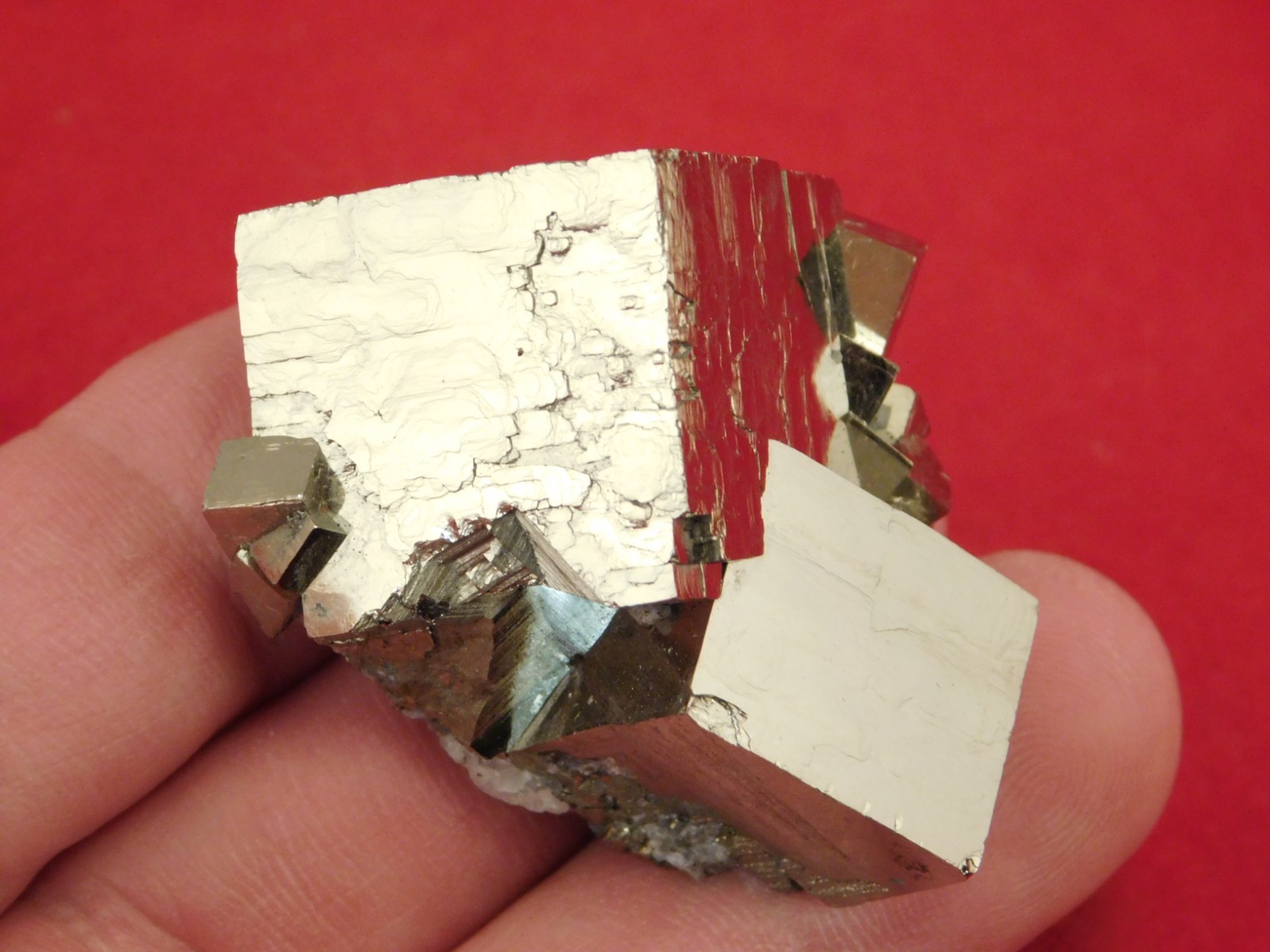 PYRITE Crystal CUBE Cluster 100% Natural Huanzala Mine Peru 84.9gr