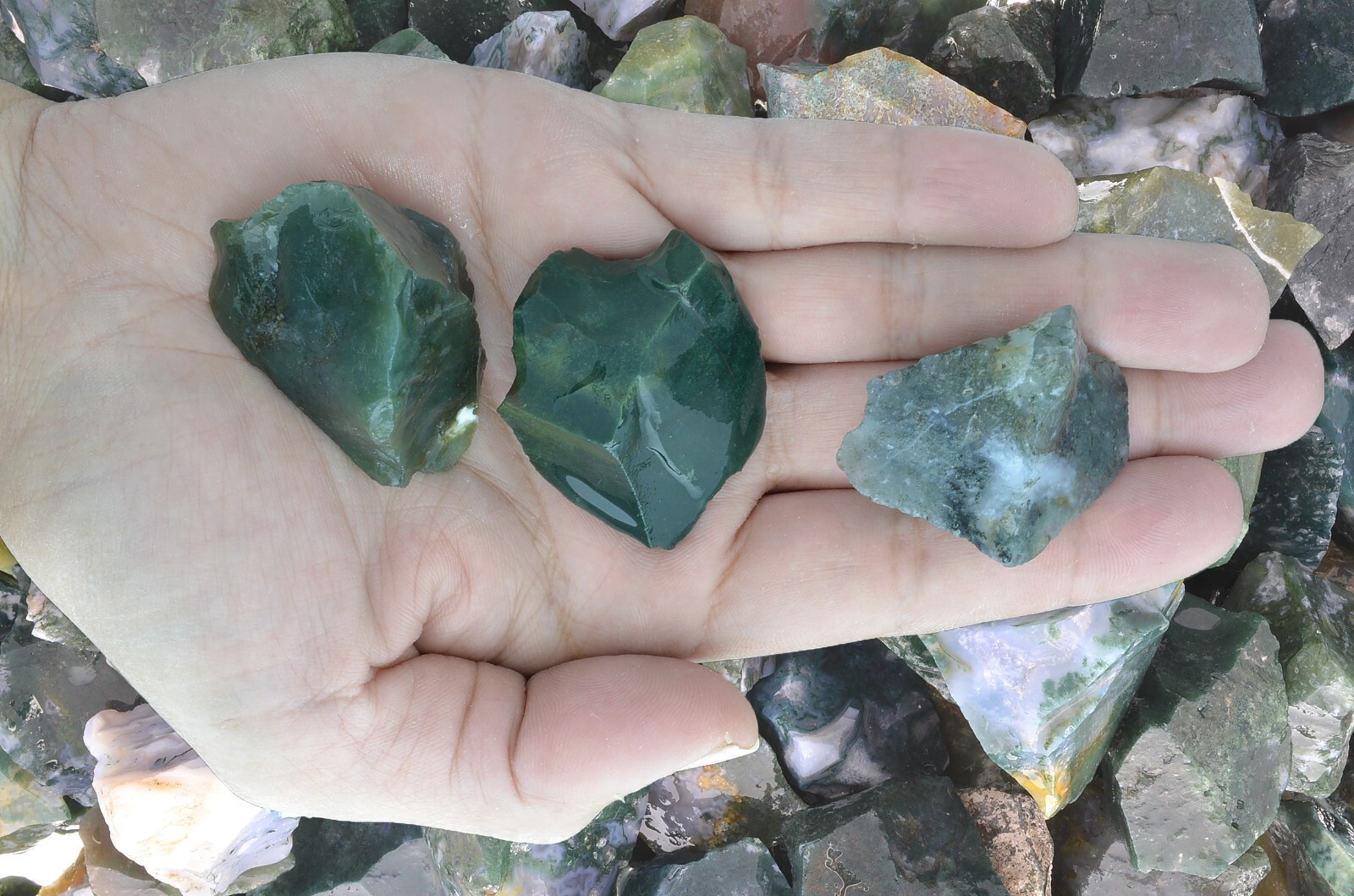 1/4 lb Green Moss Agate Rough Stones – Natural Crystal Mineral Rock Tumbling