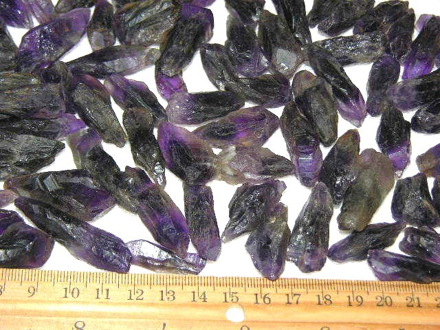Amethyst crystals Zambia 1 ounce lots gemmy grape 3/4-1 1/2 inch 7-10 crystals
