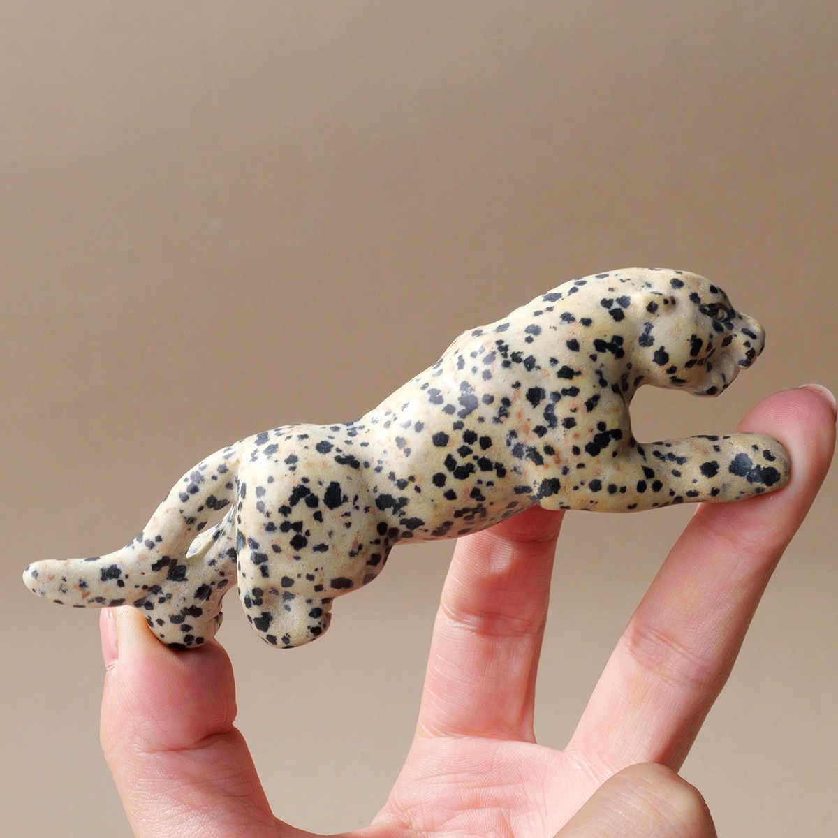 Natural Dalmatian Jasper Leopard Statue Hand Carved Crystal Animal Stone Home