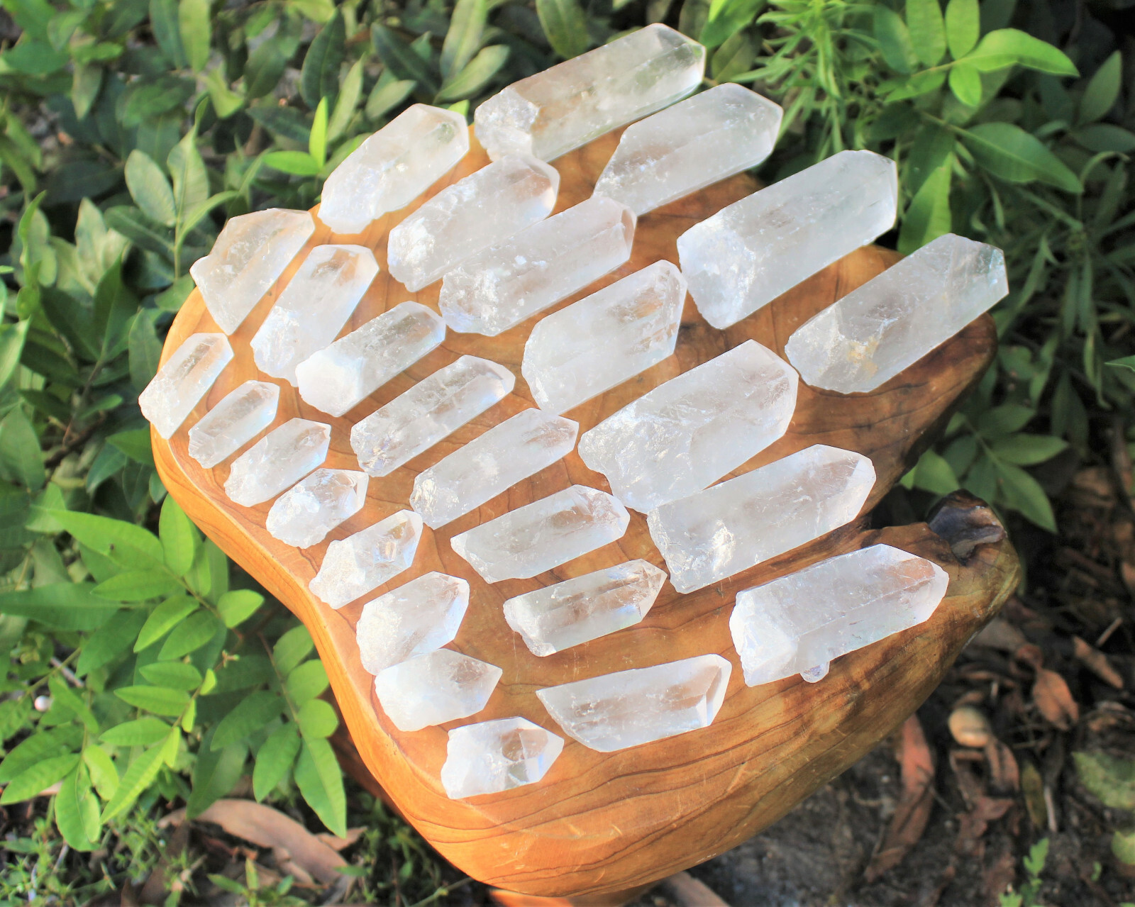 LARGE Clear Quartz Crystal Points, Choose Size 1-7″ A Grade Natural Quartz Point