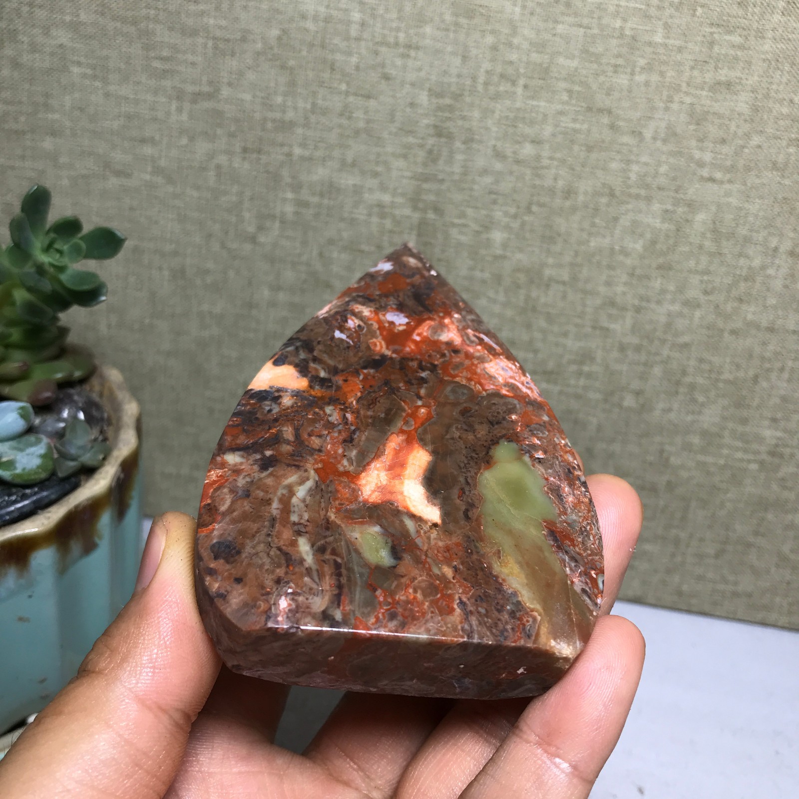 Natural Indonesian Bloodstone agate point leaf Crystal specimens 168g A5155