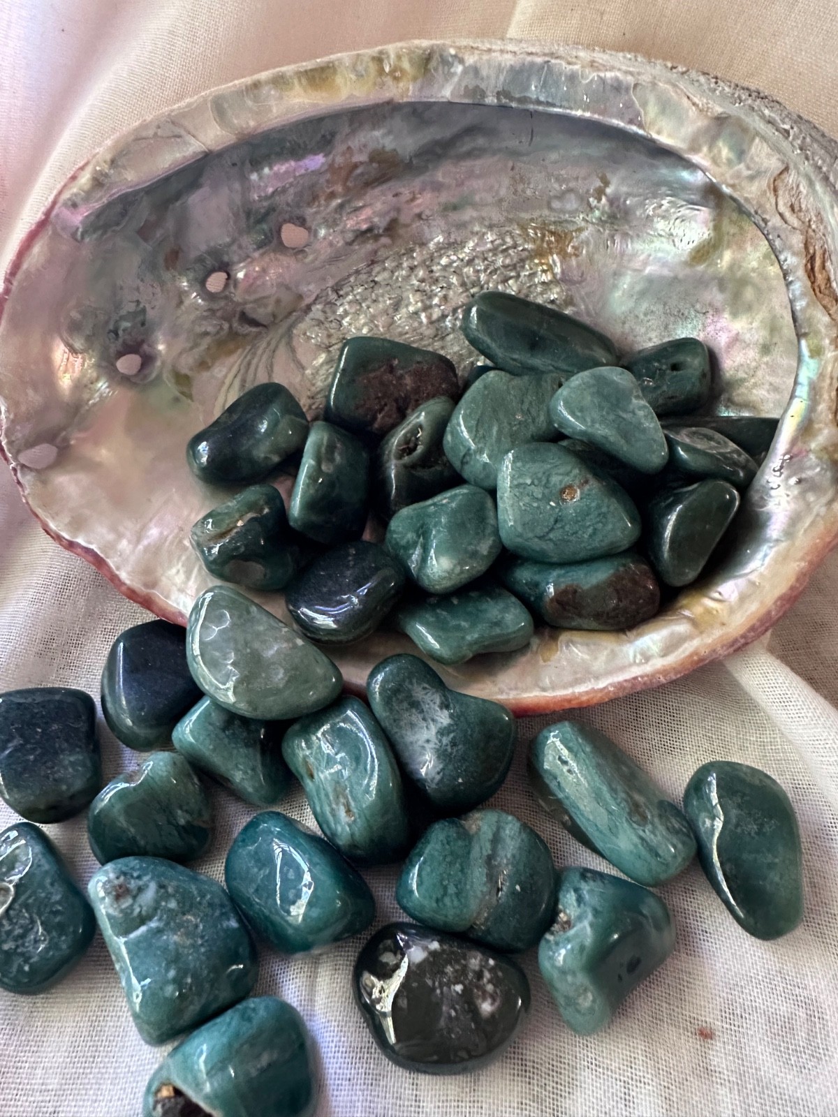 1X Mtorolite Tumbled Stone LG 20-30mm Reiki Healing Crystal Peace Calm Wisdom