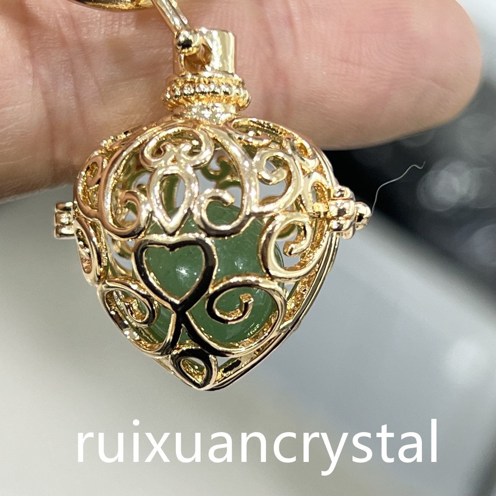 1pc Natural Aventurine Quartz Sphere cage key chain Crystal Reiki Healing