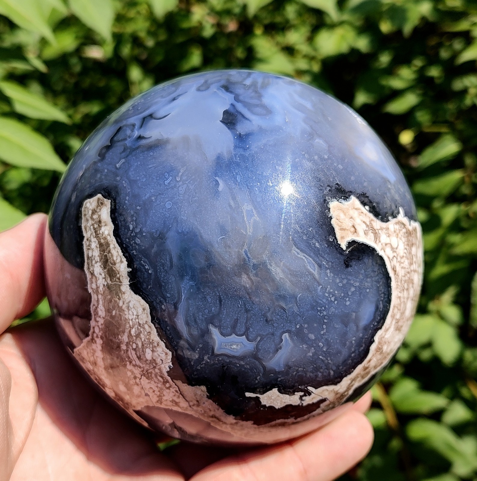 3LB 14OZ, UV REACTIVE VOLCANO AGATE CRYSTAL DRUZZY SPHERE, 106MM DISPLAY SPHERE