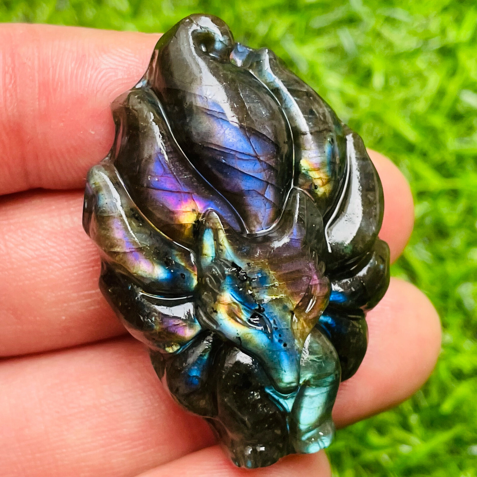 1Pc natural labradorite Quartz nine-tailed fox skull hand carved crystal 1.8″