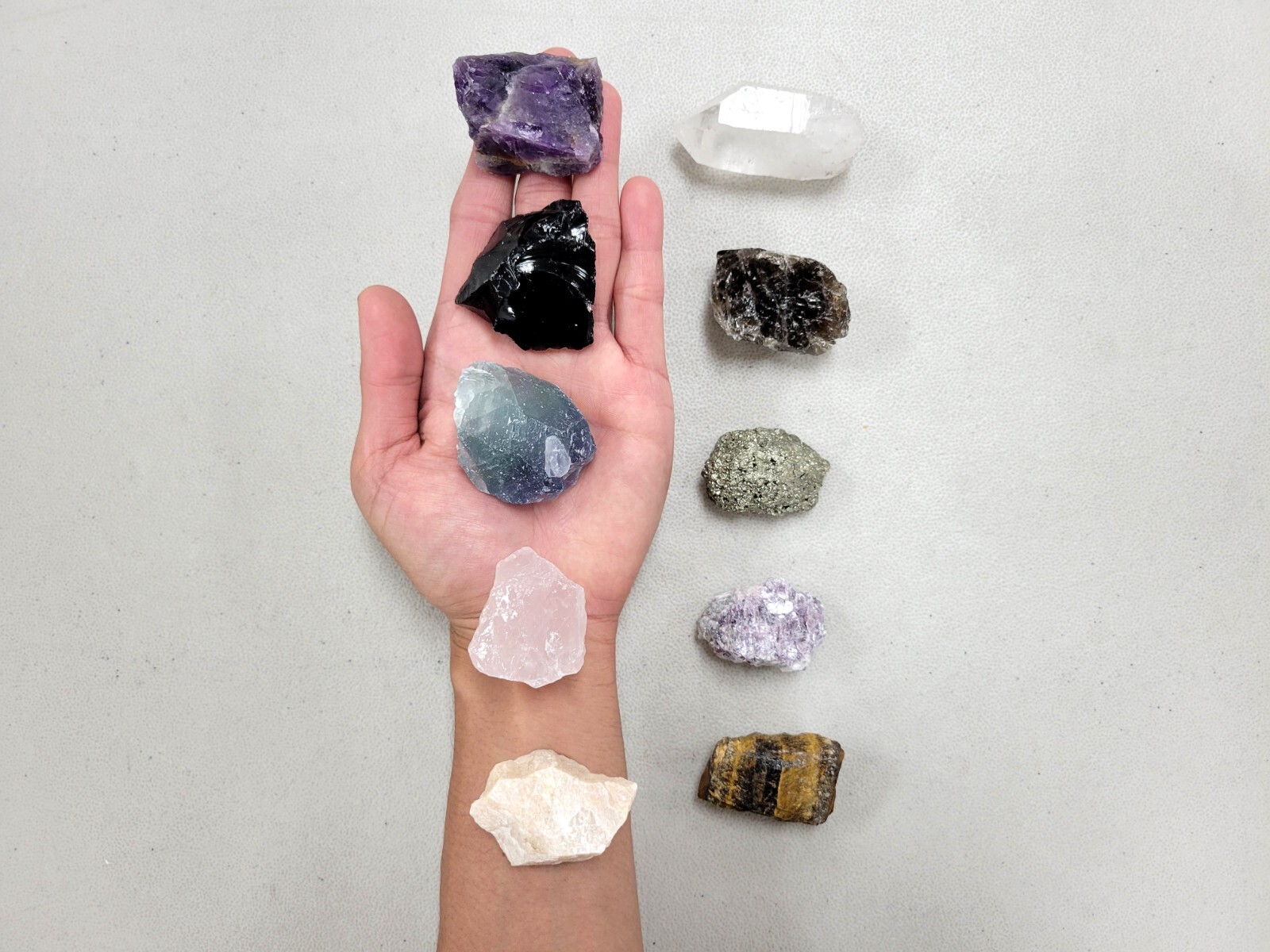 10 Piece Crystal Starter Gift Set Raw Healing Gemstones Pack for Beginners
