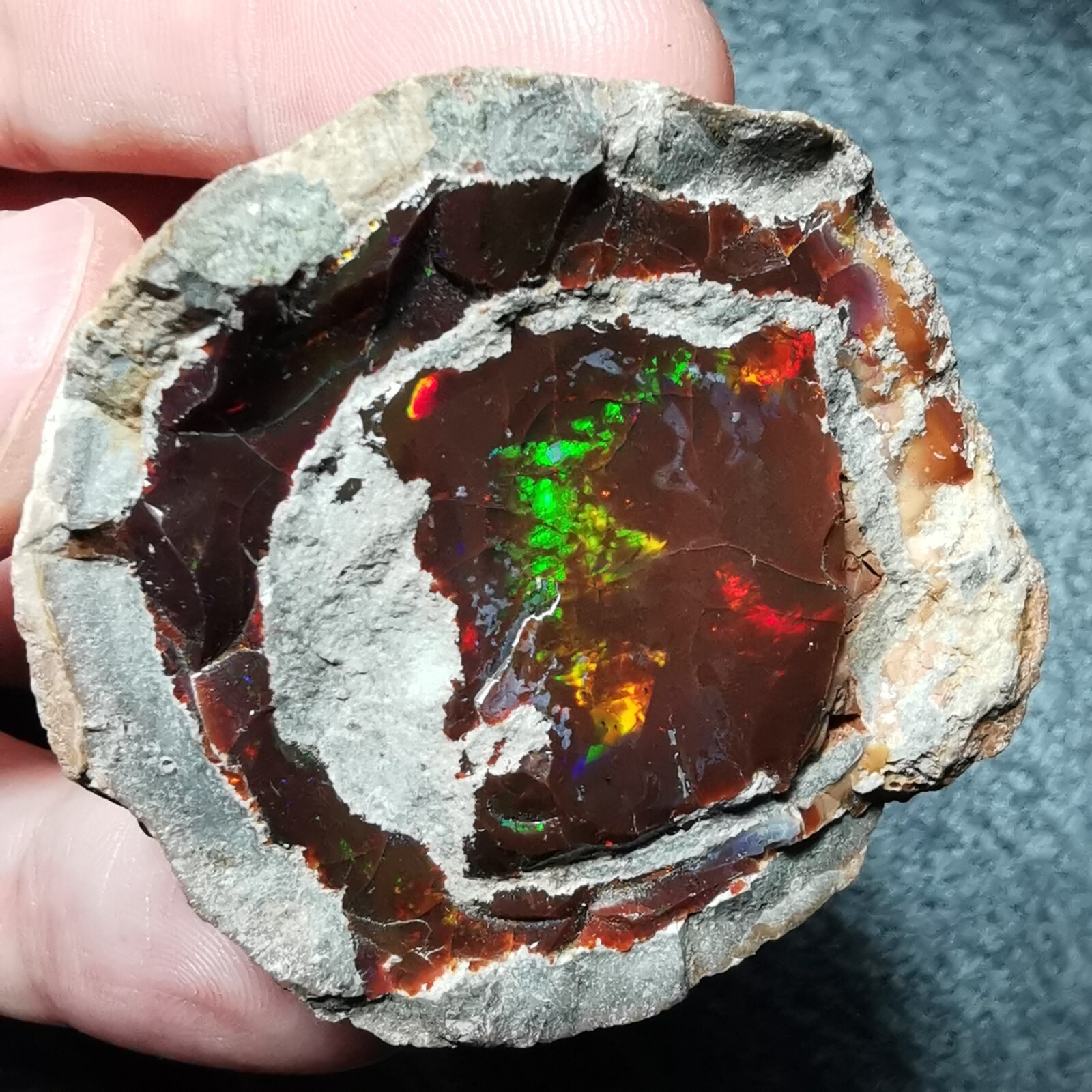 580.5ct Opal / Mezezo Region, Ethiopia / Rough Crystal Gem Mineral Specimen