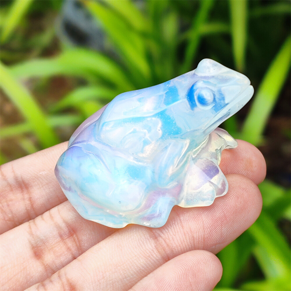 1PC Natural Crystal Quartz Hand Carved Exquisite Frog Crystal Reiki Healing 50g