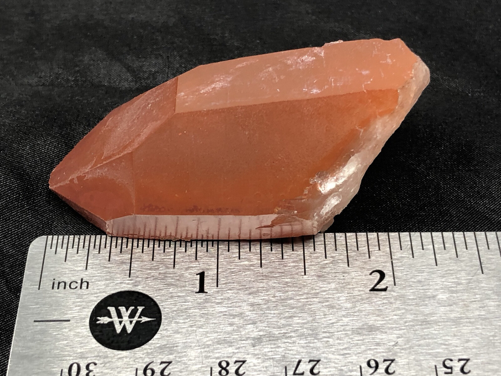 Red Quartz Crystal Point Morocco 1.7oz N34