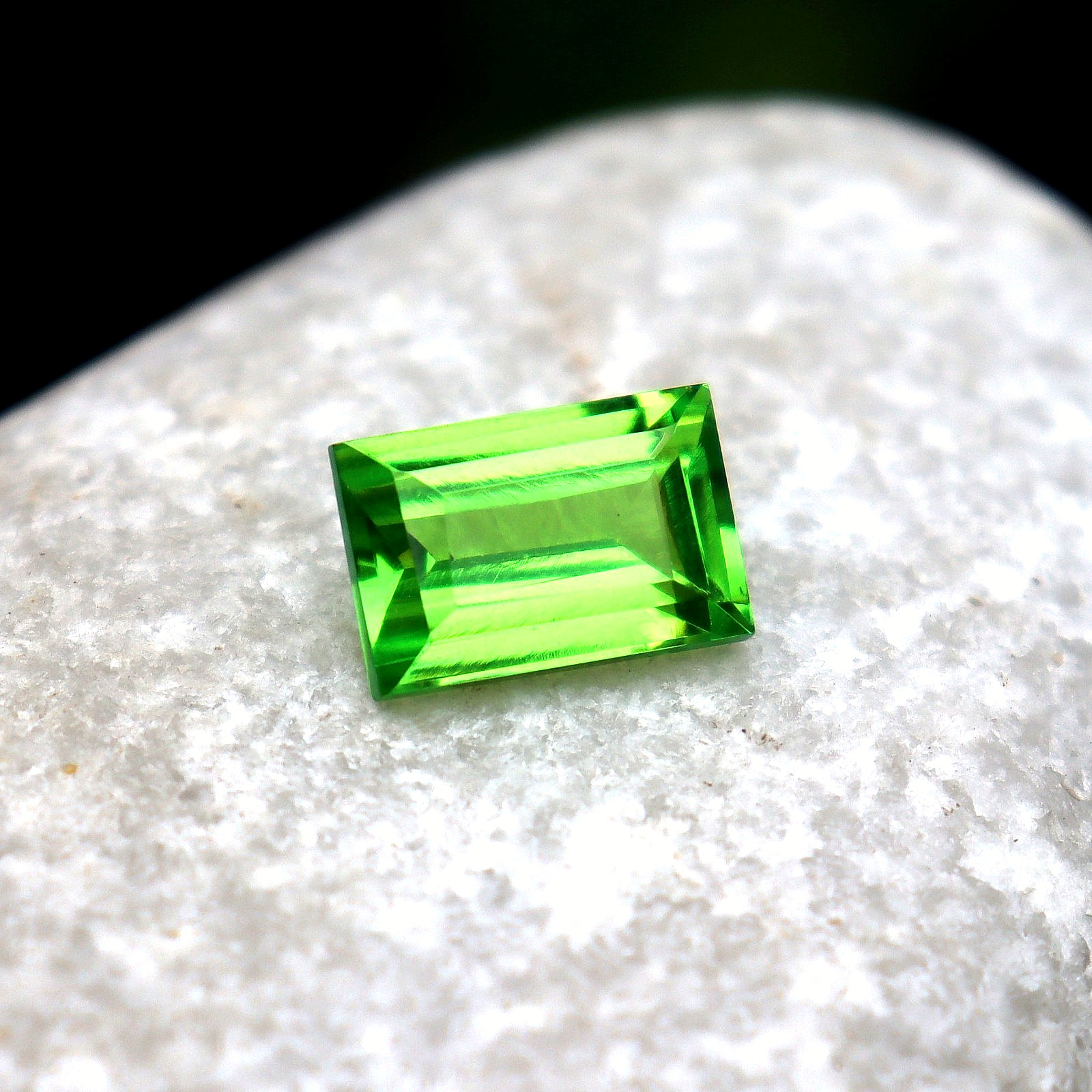 CERTIFIED Flawless Green Peridot 10.20 Ct Baguette Cut Natural Loose Gemstone