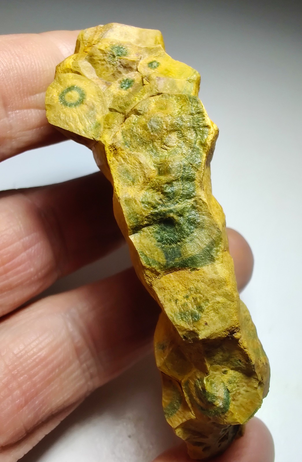 Ocean Jasper with very unique form. Kabamby, Madagascar. 79 grams.