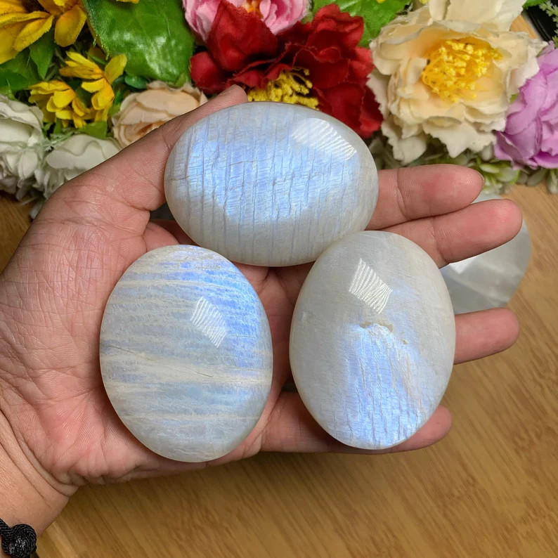 Natural Blue Moonstone Tumble Pocket Palm Stone Polished Minerals Specimens