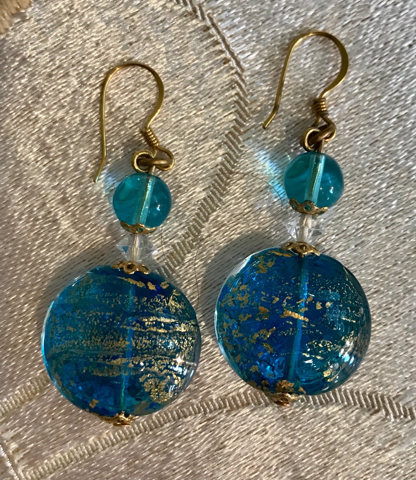 China Retro Pendant Blue Glass Earrings – Delicate Gold Color Tracings