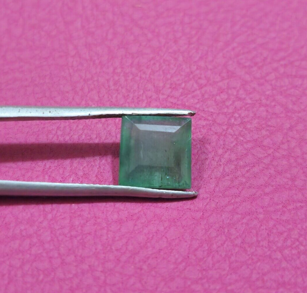 Glowing 2.90 Crt Green Zambian Emerald Faceted Square Cut Shape Loose Gemstone