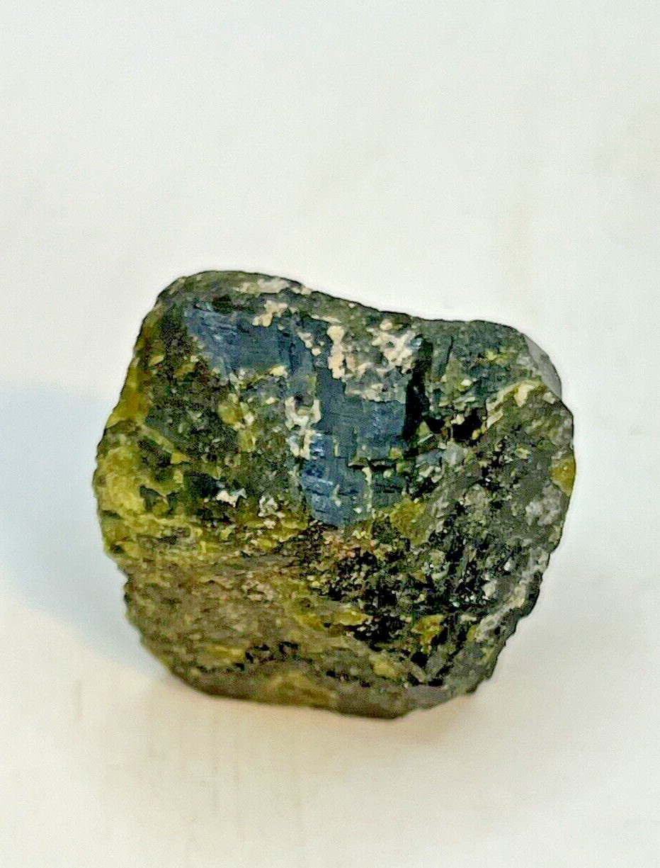 Natural Epidote Crystal Mineral from Canete Province, Lima, Peru. 14 Grams