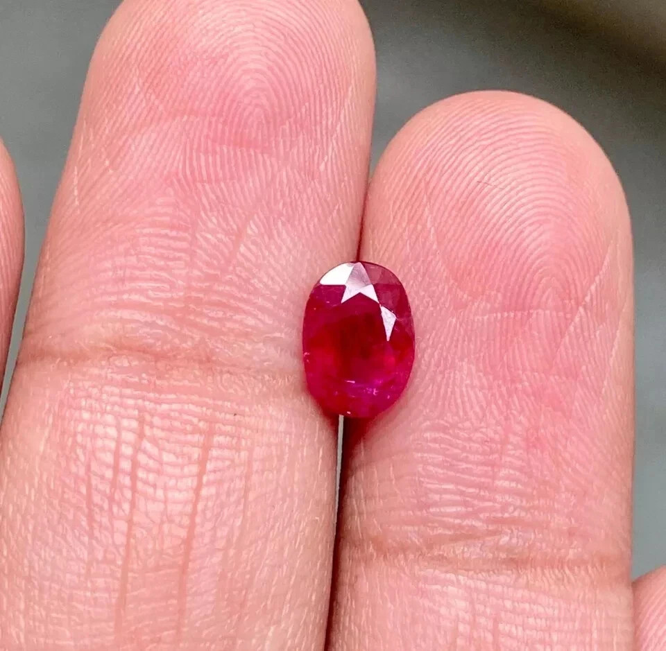 5 Ct+ Natural Unheated Mozambique Red Ruby Oval Loose Certified Gemstone