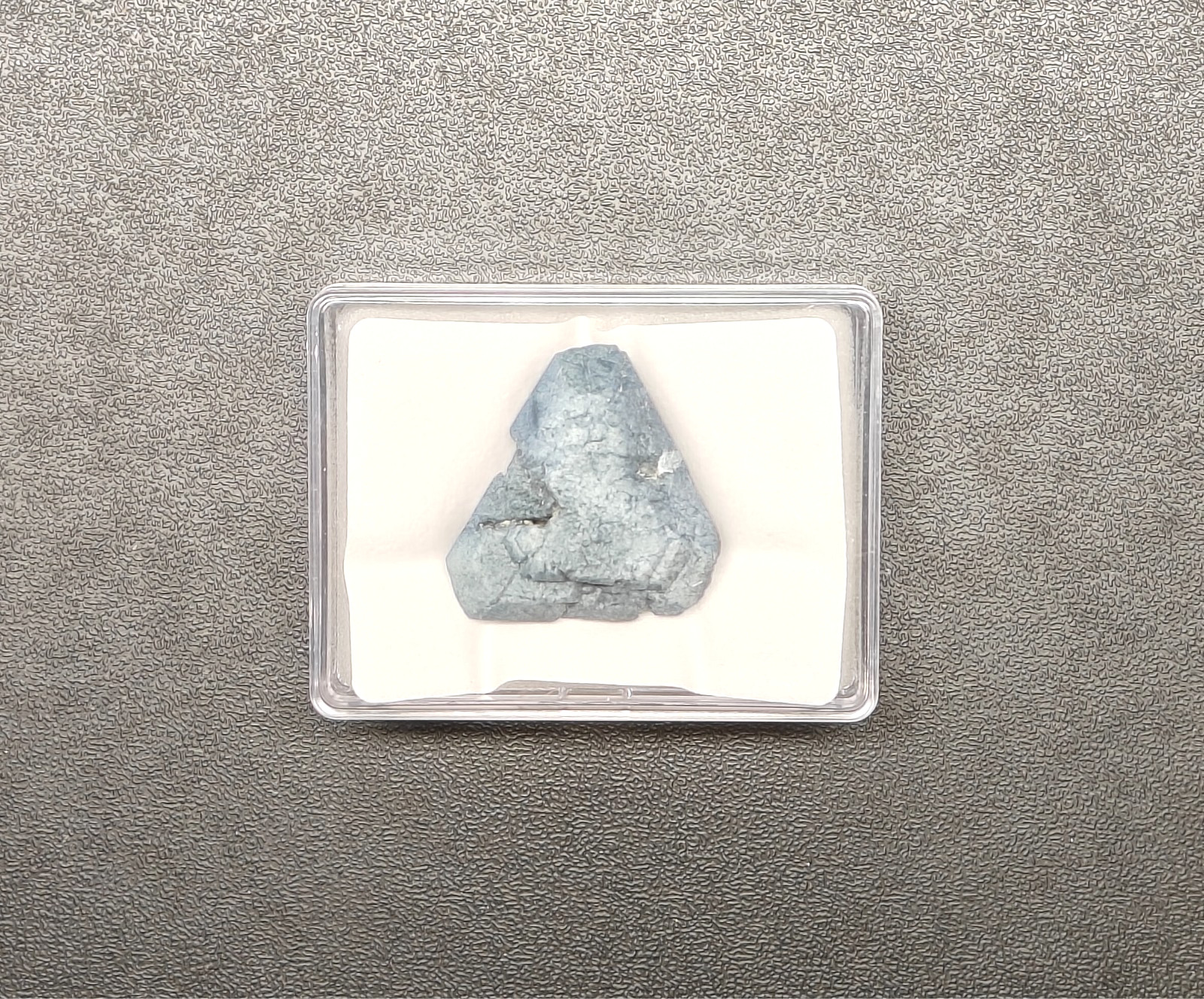 BENITOITE CRYSTAL TRIANGLE SPECIMEN ” GIANT ” Gems Gemstones Rare