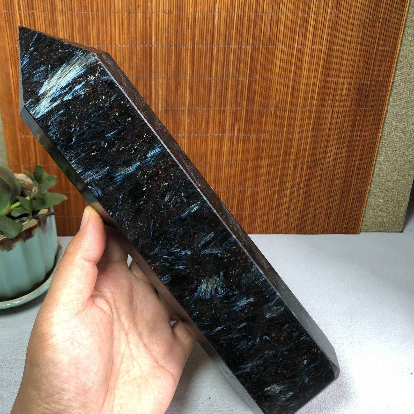 255mm Natural Fireworks Stone wand Obelisk Crystal specimens 1.8kg A1137