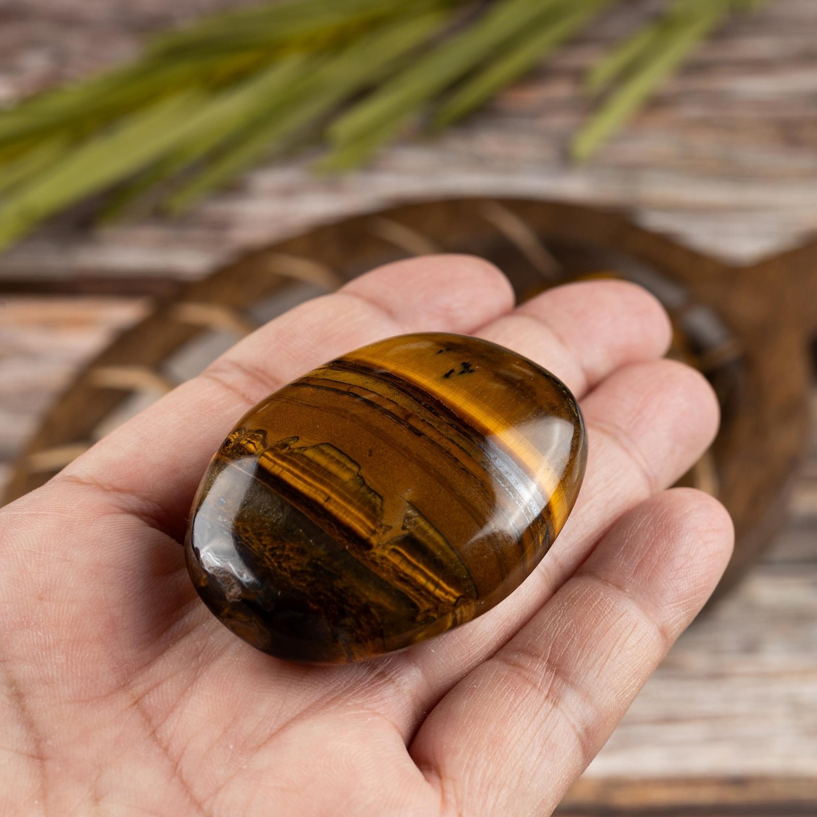 Tiger’s Eye Crystal Palm Stone for Anxiety Relief, Polished Worry Stone, Gift