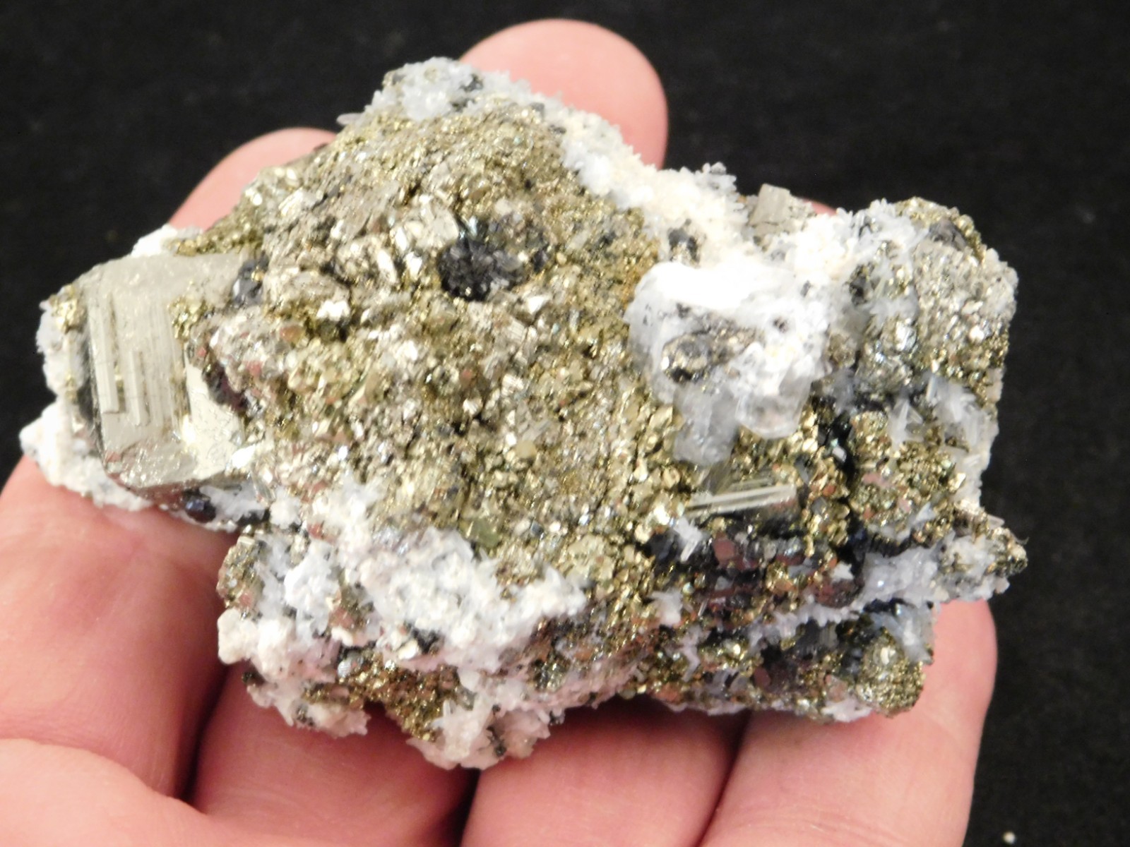 Druzy PYRITE Crystal CUBE Cluster with Sphalerite and Chalcopyrite Peru 188gr