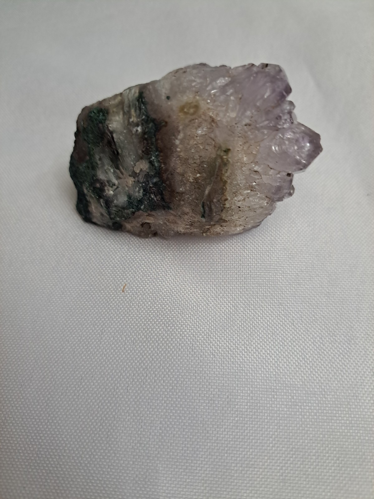 Natural Amethyst Light Purple Beautiful QUARTZ Geode Crystal Cluster