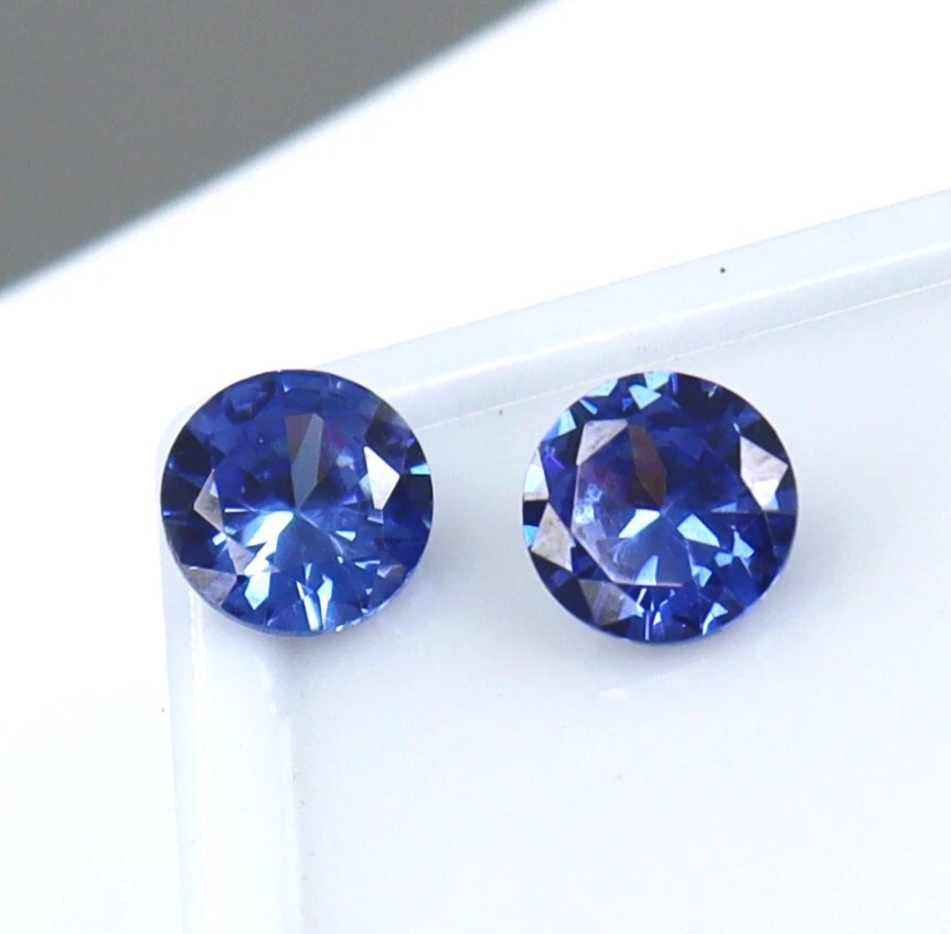 Pear, AAA+ Natural Blue Sapphire Round Cut 1.80 Ct Certified Loose Gemstone