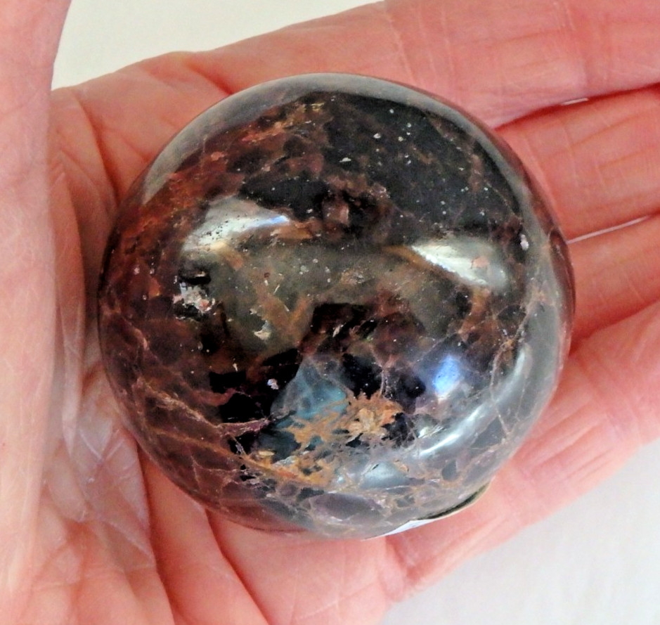Crystal❤️✨Red Star Garnet ❤️✨$48 Sphere Polished 214.1 grams Deep Red