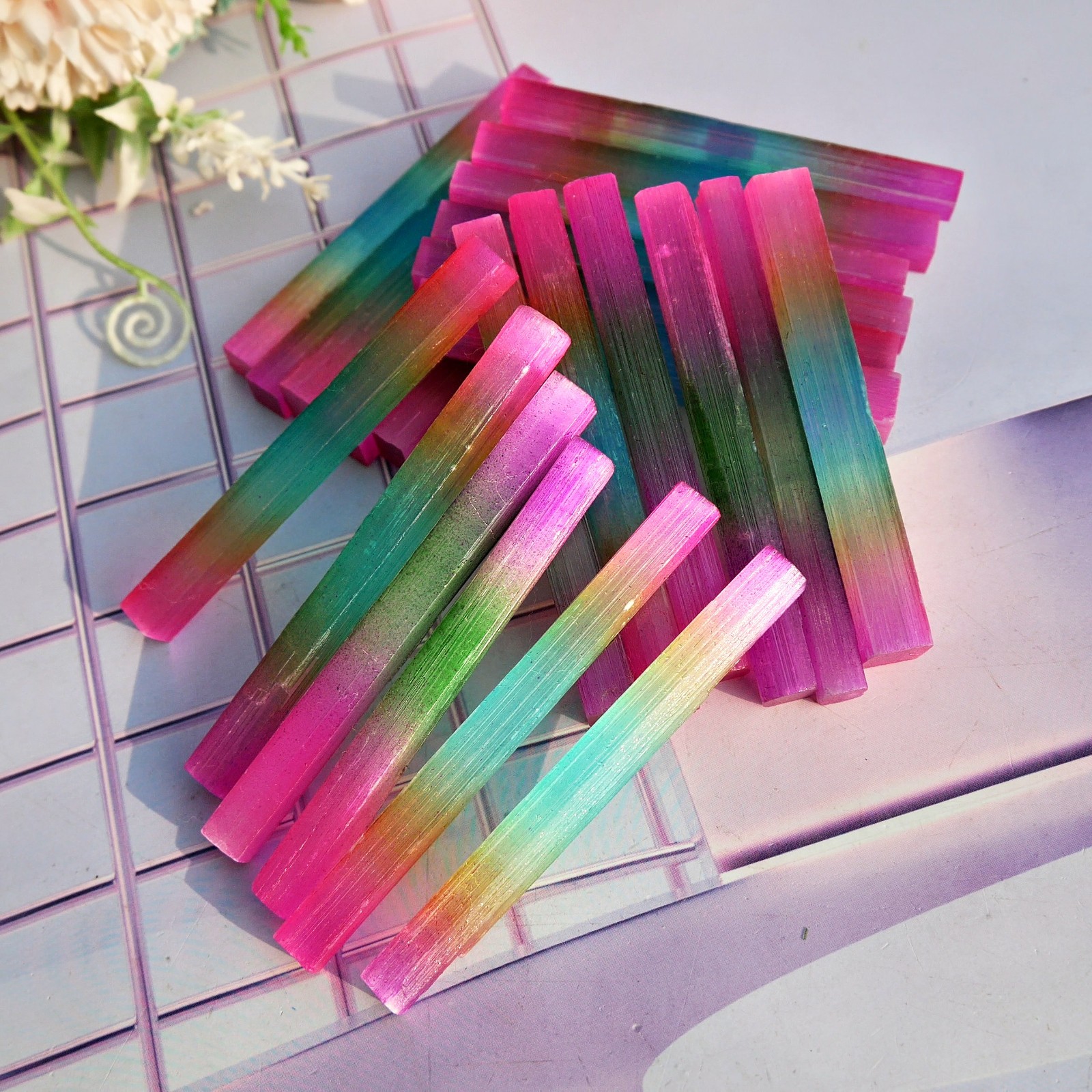 24PCS 3″ Raw Aura Selenite Sticks Crystal Wands Healing Cleansing Stone Lot Gift