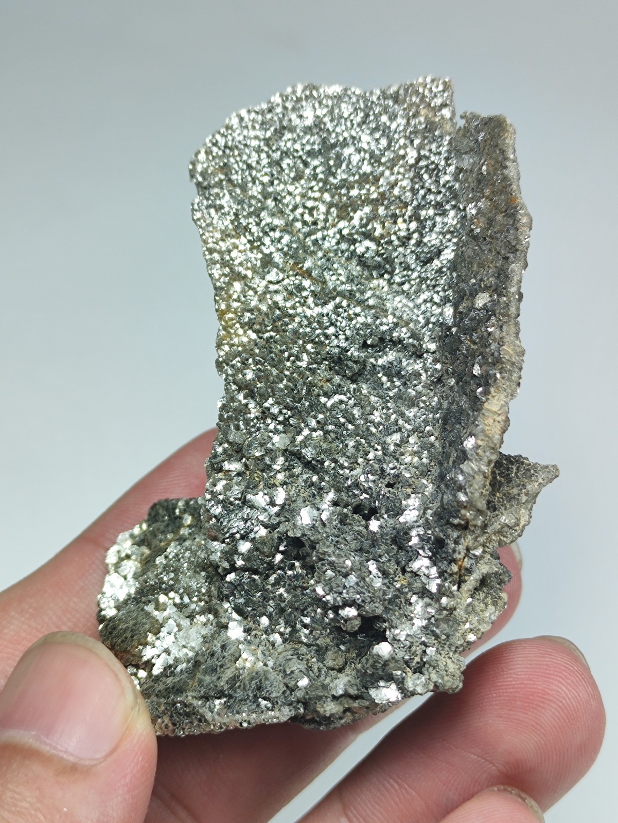 Hematite spray formation specimen from Pak. “31 gm”