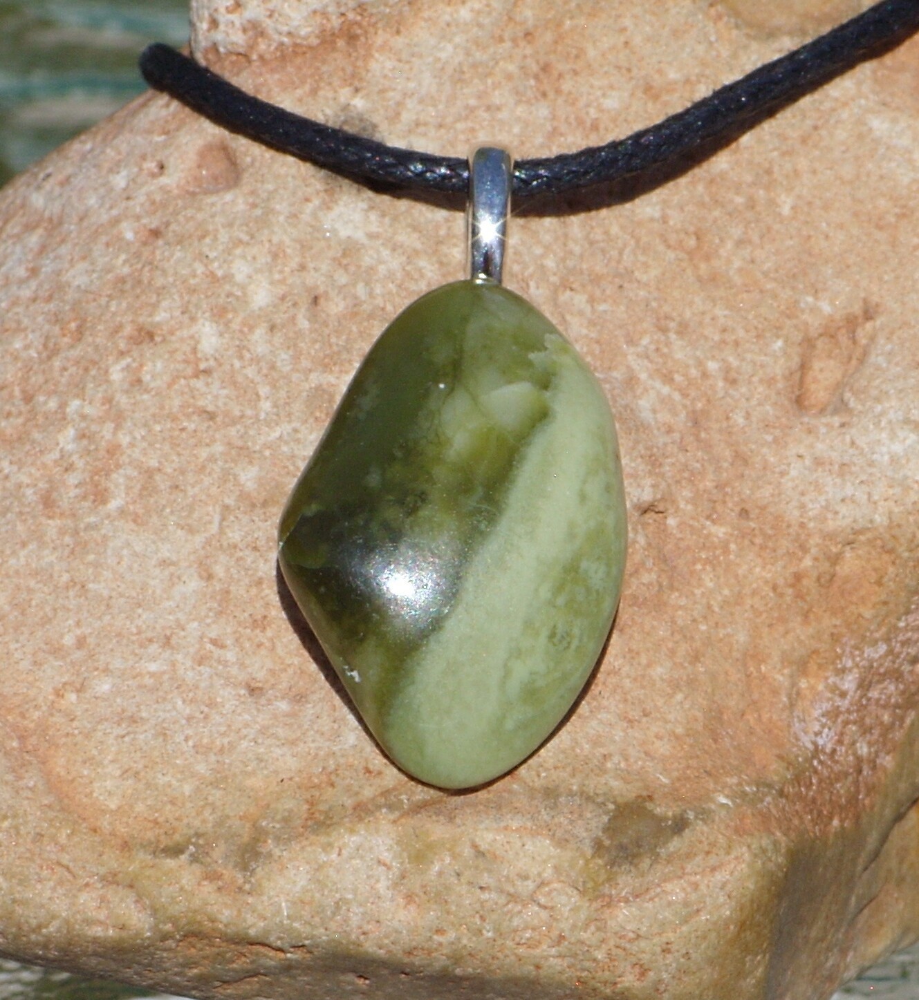 Infinite Stone Serpentine Free Form Crystal Pendant Necklace Healing Pain Relief