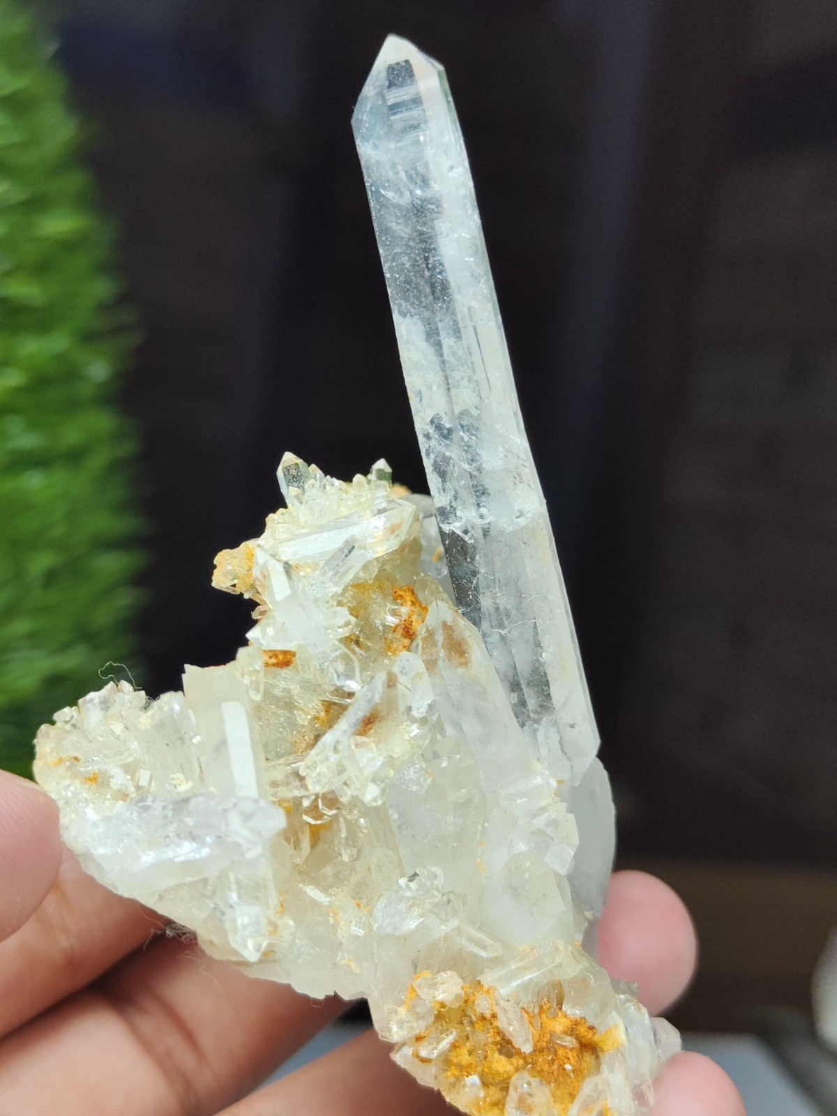 Faden Quartz Aesthetic Crystals On Matrix Having Perfect Growth & Lustre Pak.