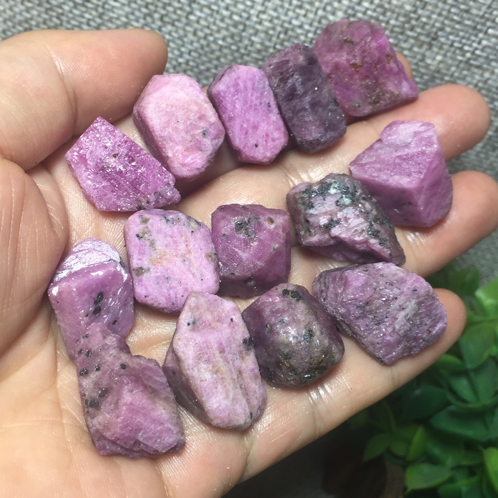 108g 14pcs Natural Red Corundum Rough Ruby Loose Gemstone Jewelry Making 95