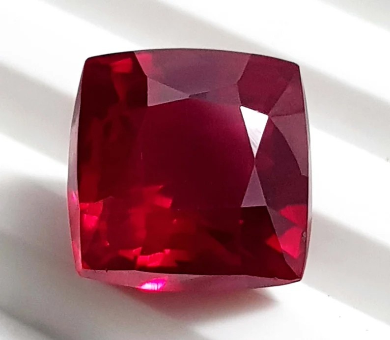Natural Red Ruby Cushion Cut 9 Ct GGI certified Loose Gemstone