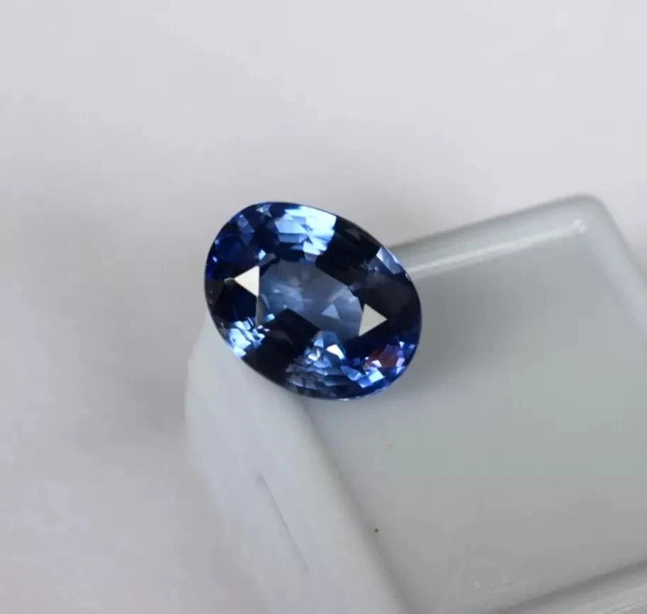 Flawless 7.7 Ct+Ceylon Natural Blue Sapphire Oval Cut Certified Loose Gemstone