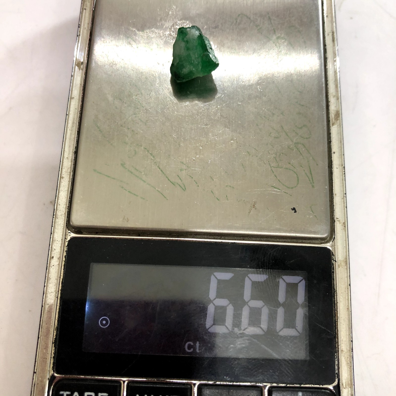 Natural Emerald Mine-Mud Rough Crystal – Oiled For Colour Enhancement 6.60Ct..3