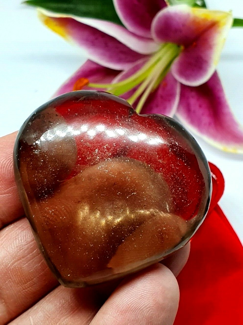 Smoky Quartz Heart Carving Real Crystal Protective Energy 70g 5 x 5 x 2 cm s2