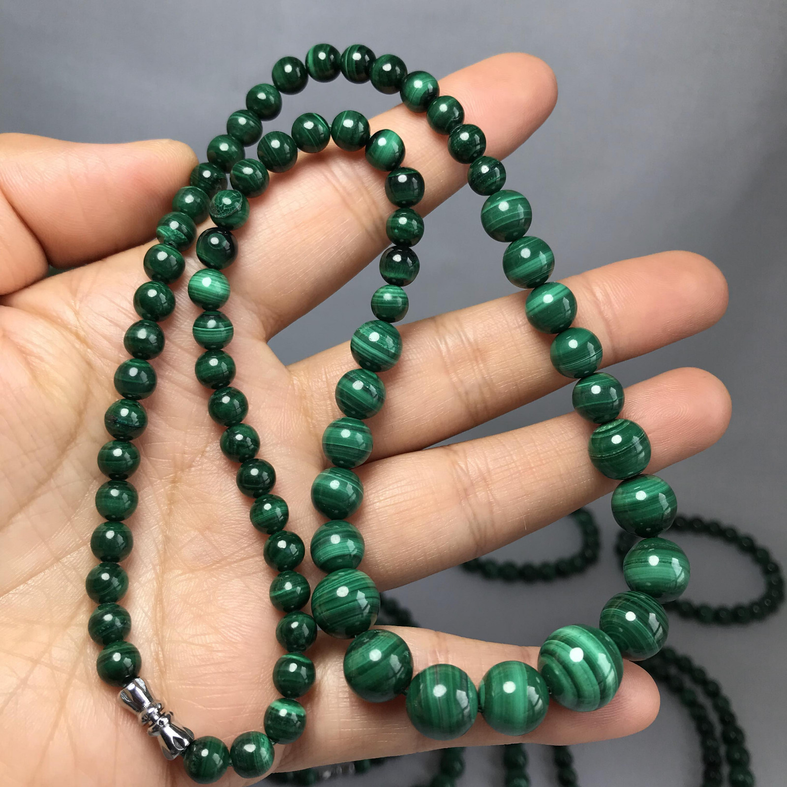 Natural malachite Tower Chain Necklace Polish Crystal sphere Specimen 6-12mm 55g